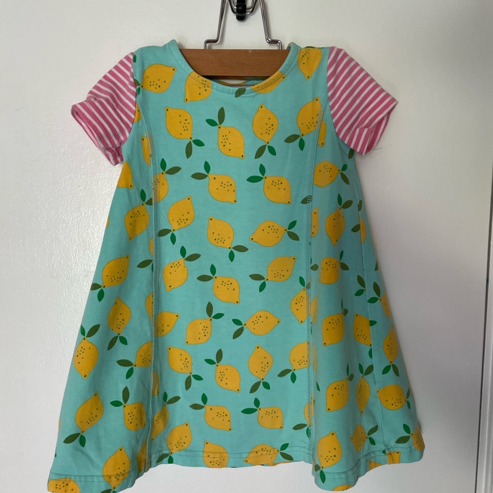 Hanna Andersson lemon dress size 100(4), excellent used condition.